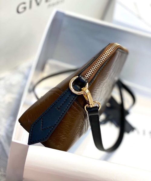 Givenchy Messenger Bag Brown For Women, Women's Handbags, Shoulder And Crossbody Bags 9.8in/25cm GVC