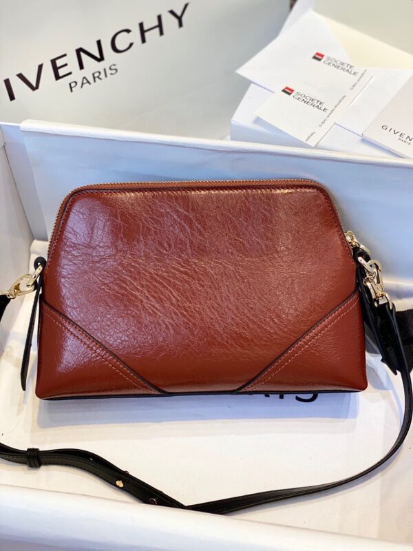 Givenchy Messenger Bag Caramel Brown For Women, Women's Handbags, Shoulder And Crossbody Bags 9.8in/25cm GVC