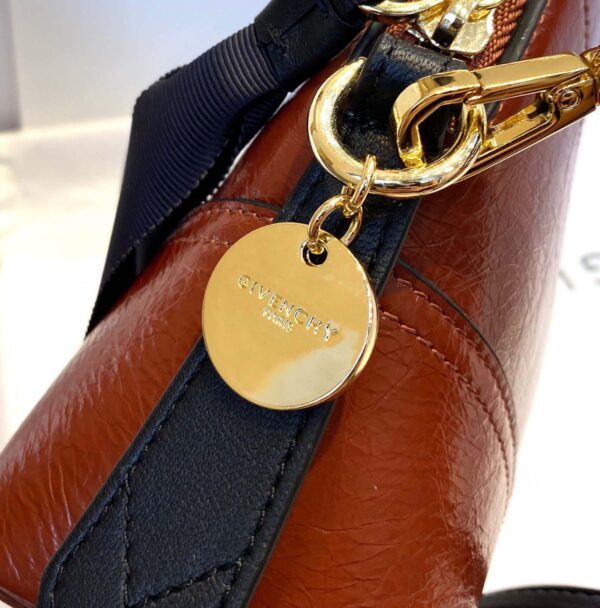 Givenchy Messenger Bag Caramel Brown For Women, Women's Handbags, Shoulder And Crossbody Bags 9.8in/25cm GVC