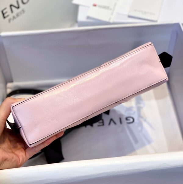 Givenchy Messenger Bag Light Pink For Women, Women's Handbags, Shoulder And Crossbody Bags 9.8in/25cm GVC
