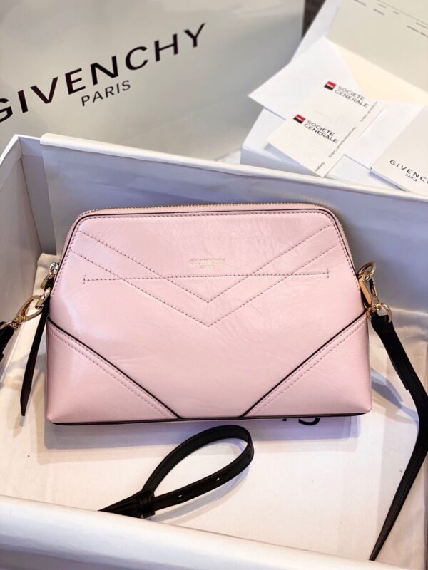 Givenchy Messenger Bag Light Pink For Women, Women's Handbags, Shoulder And Crossbody Bags 9.8in/25cm GVC