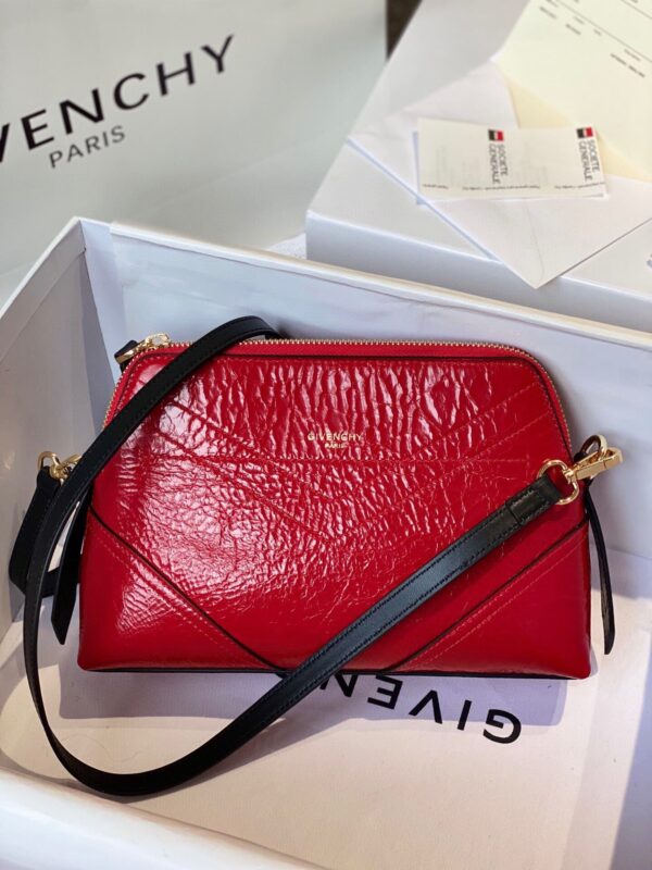 Givenchy Messenger Bag Red For Women, Women's Handbags, Shoulder And Crossbody Bags 9.8in/25cm GVC