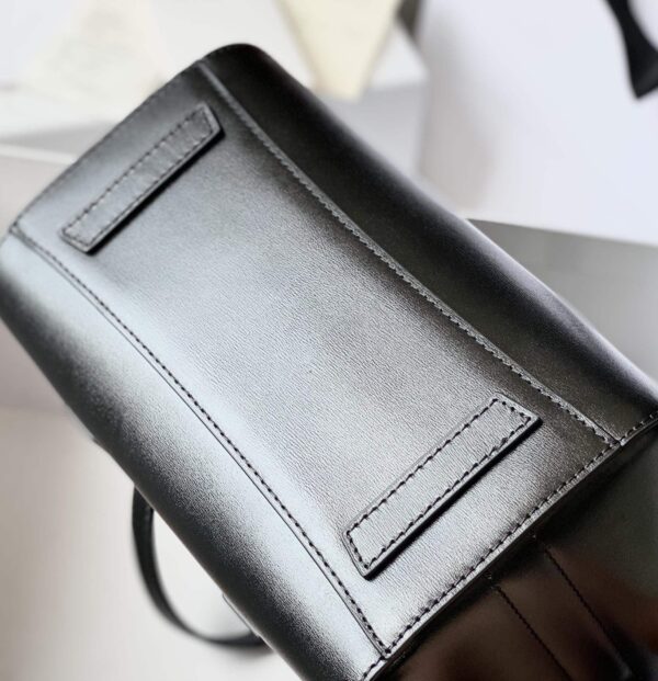 Givenchy Mini Antigona Lock Bag Black For Women, Women's Handbags, Shoulder Bags 8.7in/22cm GVC