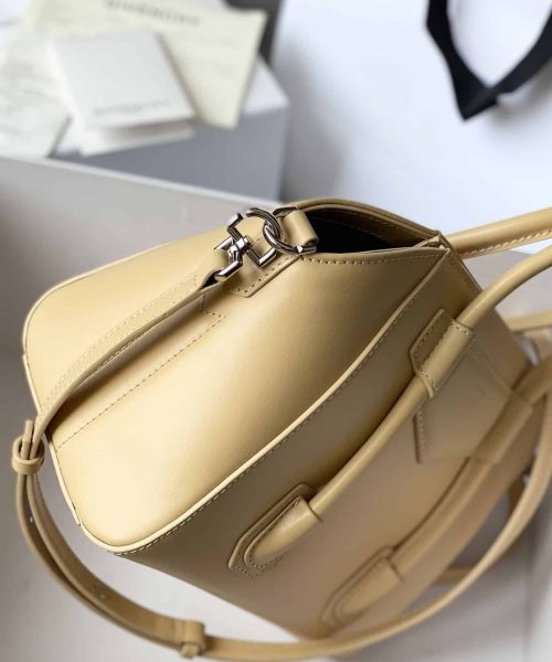 Givenchy Mini Antigona Lock Bag Caramel For Women, Women's Handbags, Shoulder Bags 8.7in/22cm GVC