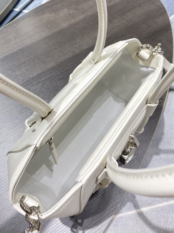 Givenchy Mini Antigona Lock Bag Ivory For Women, Women's Handbags, Shoulder Bags 8.7in/22cm GVC BB50J0B16S-105