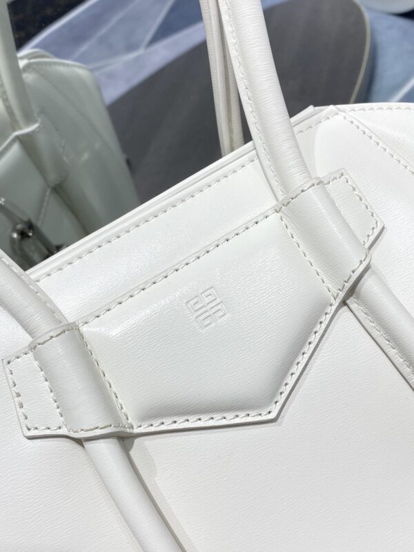 Givenchy Mini Antigona Lock Bag Ivory For Women, Women's Handbags, Shoulder Bags 8.7in/22cm GVC BB50J0B16S-105