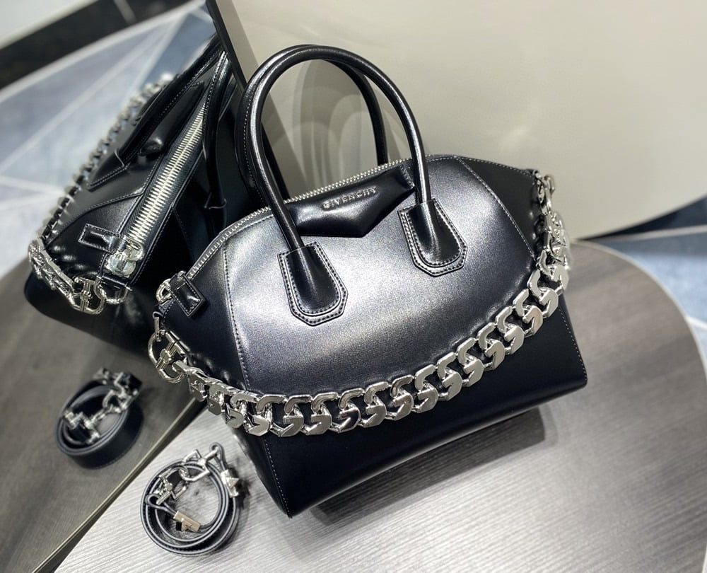 Givenchy Mini Antigona Sport Bag Black For Women, Women's Handbags, Shoulder Bags 8.7in/22cm GVC BB50P6B1A4-001