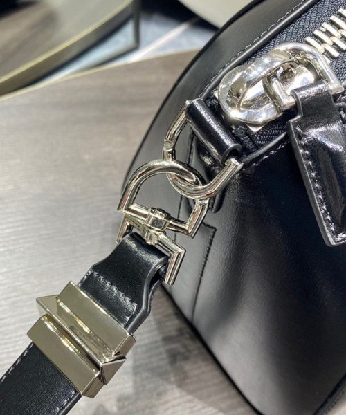 Givenchy Mini Antigona Sport Bag Black For Women, Women's Handbags, Shoulder Bags 8.7in/22cm GVC BB50P6B1A4-001