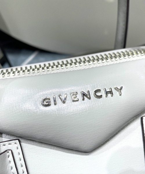 Givenchy Mini Antigona Sport Bag Ivory For Women, Women's Handbags, Shoulder Bags 8.7in/22cm GVC