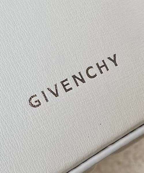 Givenchy Mini Cut Out Bucket Bag Ivory For Women, Women's Handbags, Shoulder Bags 6.3in/16cm GVC BB50NRB1GV-105