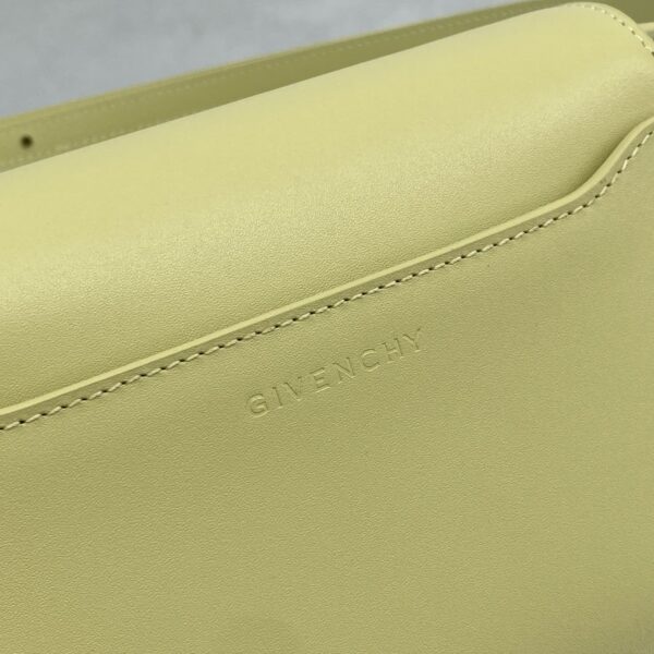 Givenchy Small 4G Bag Green For Women, Women's Handbags, Shoulder Bags 6.5in/16.5cm GVC