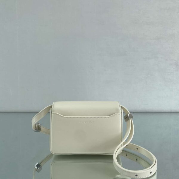 Givenchy Small 4G Bag Ivory For Women, Women's Handbags, Shoulder Bags 6.5in/16.5cm GVC