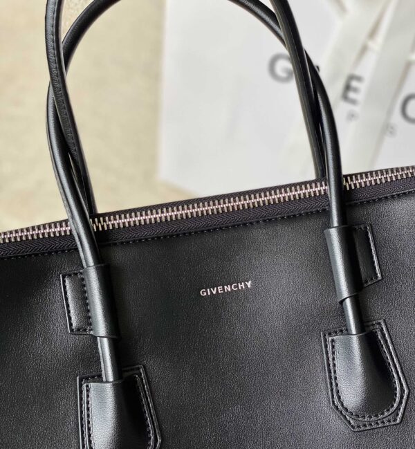 Givenchy Small Antigona Sport Bag Black For Women, Women's Handbags, Shoulder Bags 13in/33cm GVC
