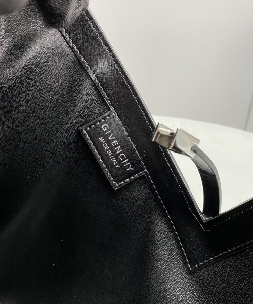 Givenchy Small Cut Out Bag Black For Women, Women's Handbags, Shoulder Bags 10.6in/27cm GVC