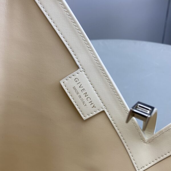Givenchy Small Cut Out Bag Ivory For Women, Women's Handbags, Shoulder Bags 10.6in/27cm GVC
