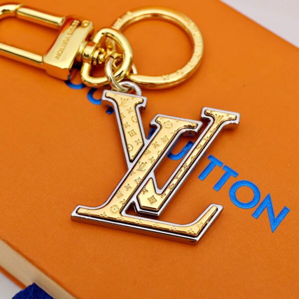 GJ01 – Key holder and bag charm