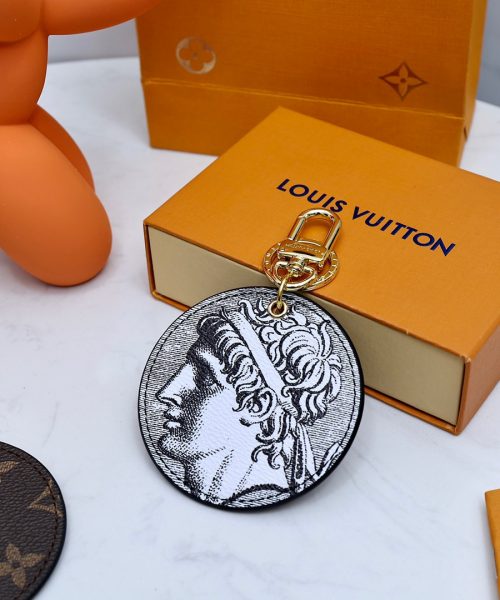 GJ02 – Key holder and bag charm