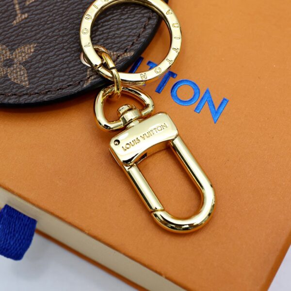 GJ02 – Key holder and bag charm