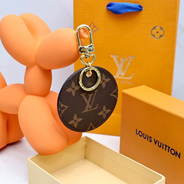 GJ02 – Key holder and bag charm
