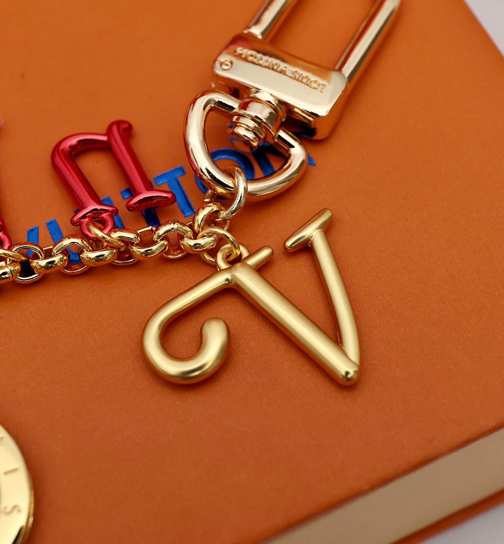 GJ03 – Key holder and bag charm