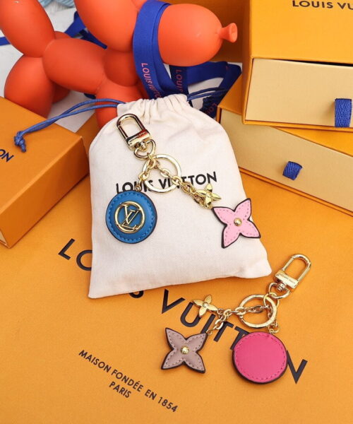GJ04 – Key holder and bag charm