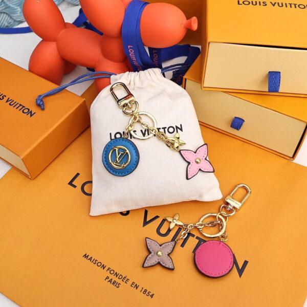 GJ04 – Key holder and bag charm