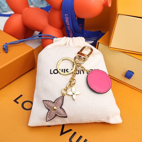 GJ04 – Key holder and bag charm
