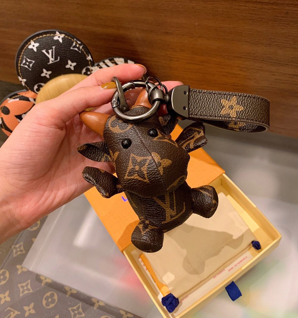 GJ05 – Key holder and bag charm