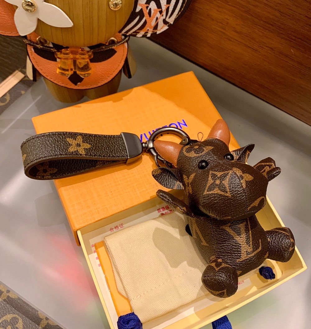 GJ05 – Key holder and bag charm