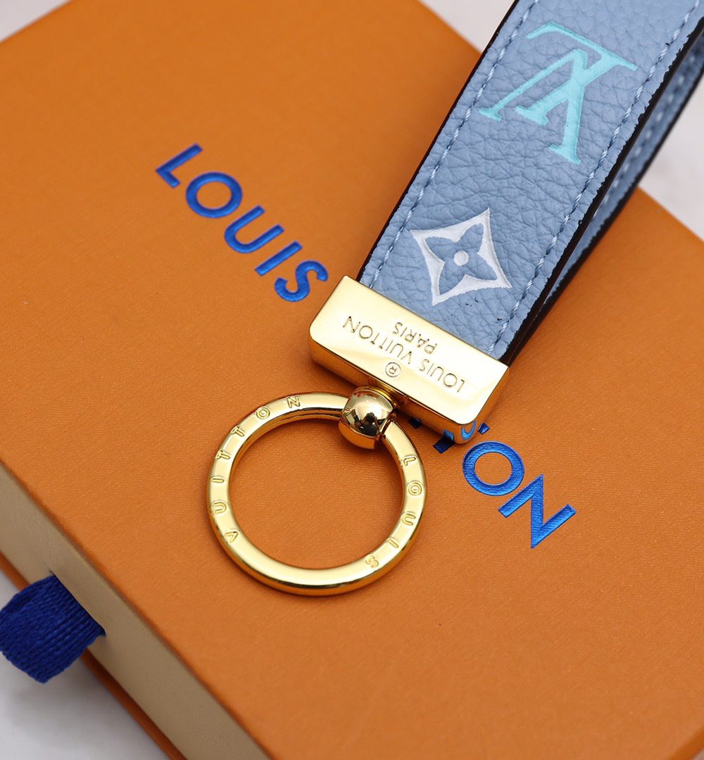 GJ08 – Key holder and bag charm