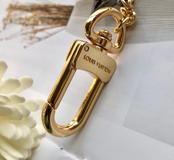GJ10 – Key holder and bag charm