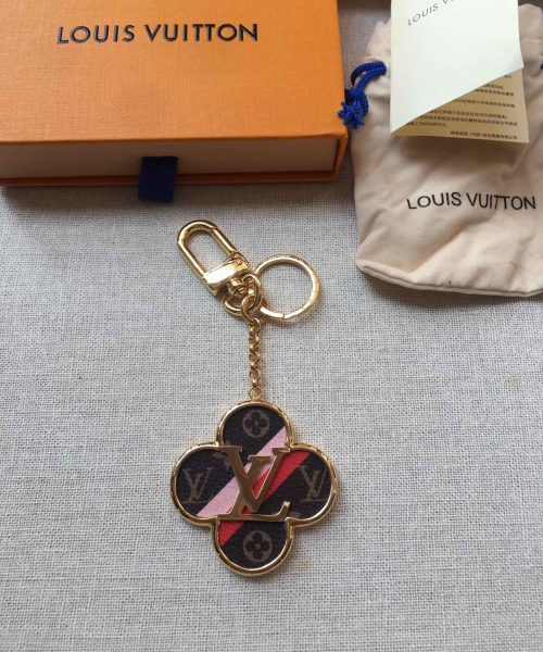 GJ11 – Key holder and bag charm