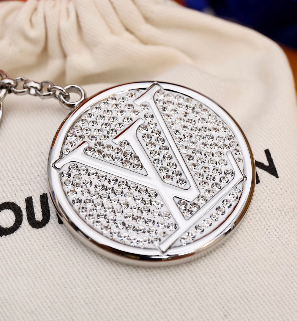 GJ12 – Key holder and bag charm