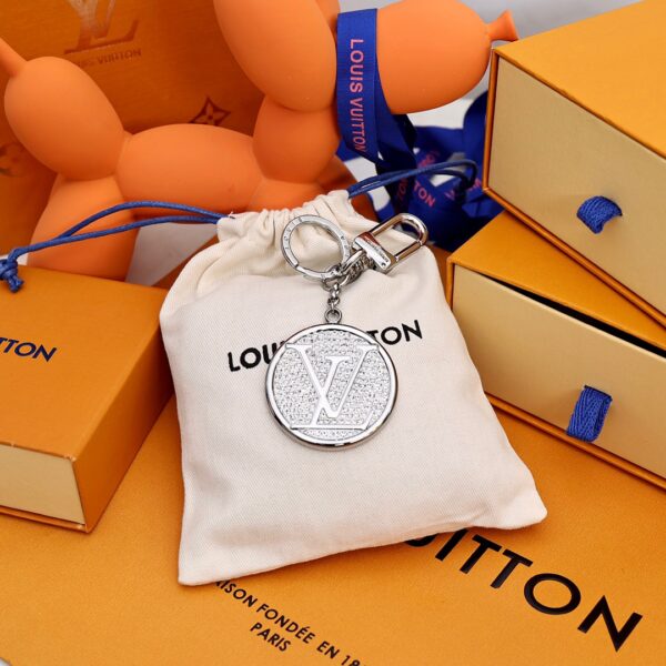 GJ12 – Key holder and bag charm