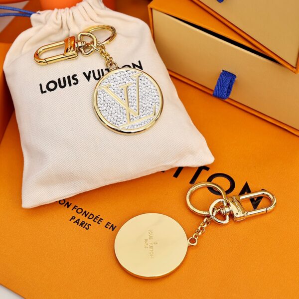 GJ12 – Key holder and bag charm