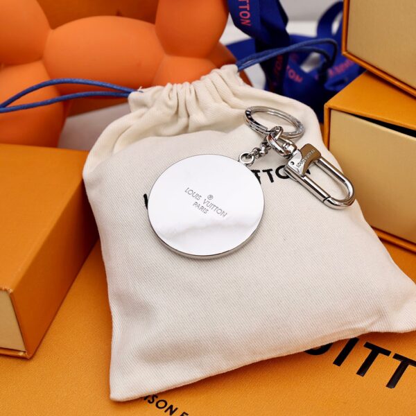 GJ12 – Key holder and bag charm