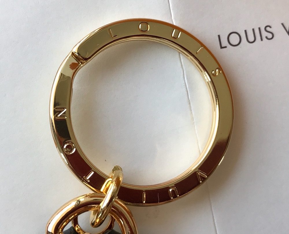 GJ13 – Key holder and bag charm