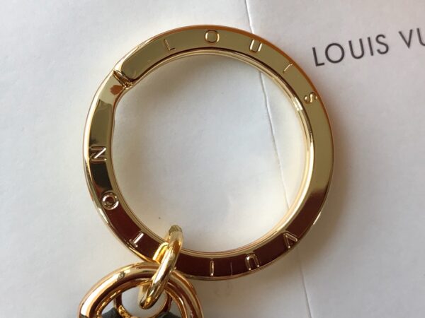 GJ13 – Key holder and bag charm