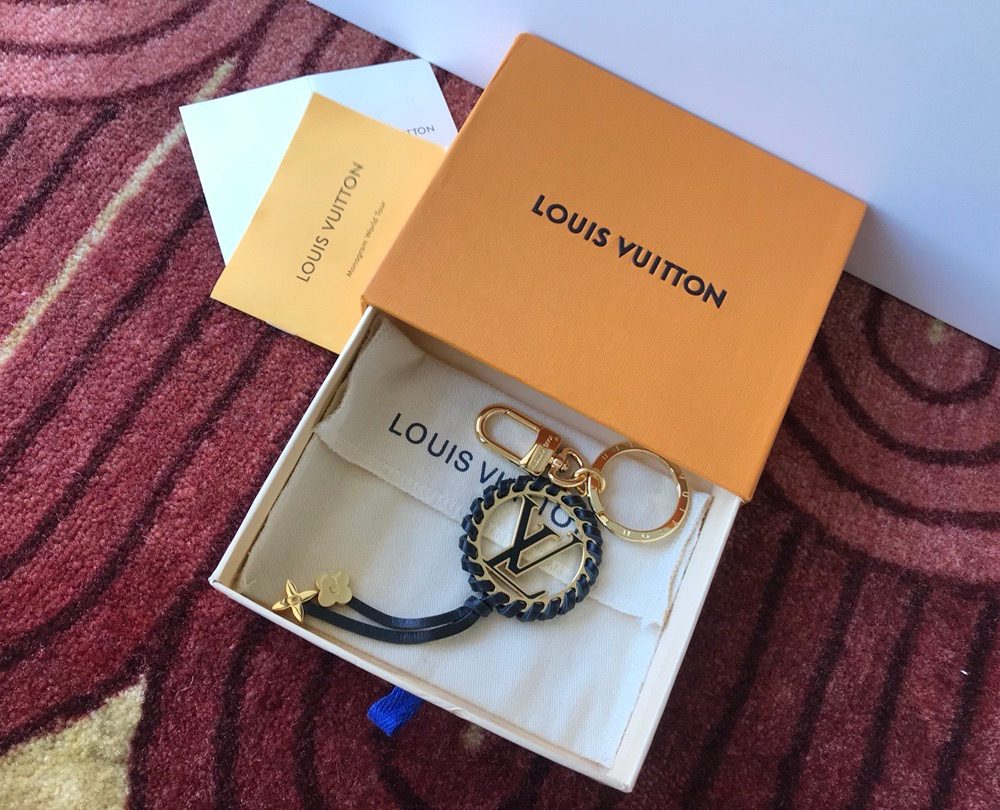 GJ13 – Key holder and bag charm