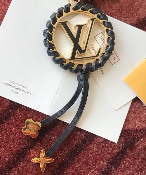 GJ13 – Key holder and bag charm