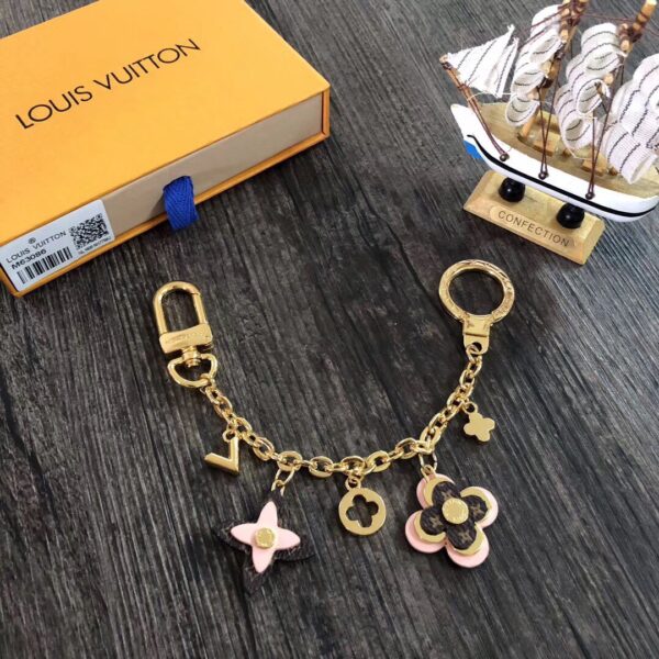 GJ14 – Key holder and bag charm