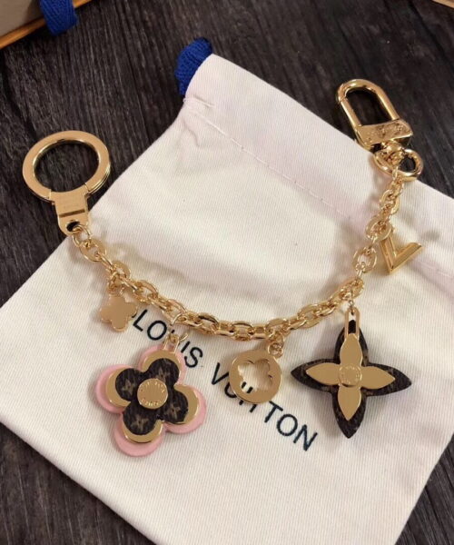 GJ14 – Key holder and bag charm