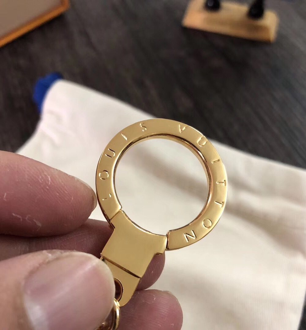 GJ14 – Key holder and bag charm