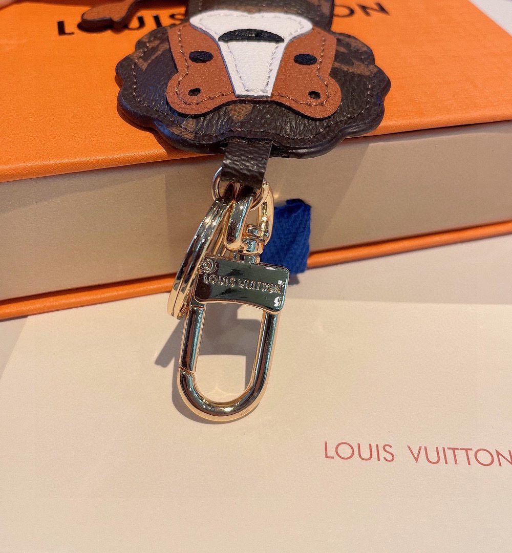 GJ15 – Key holder and bag charm