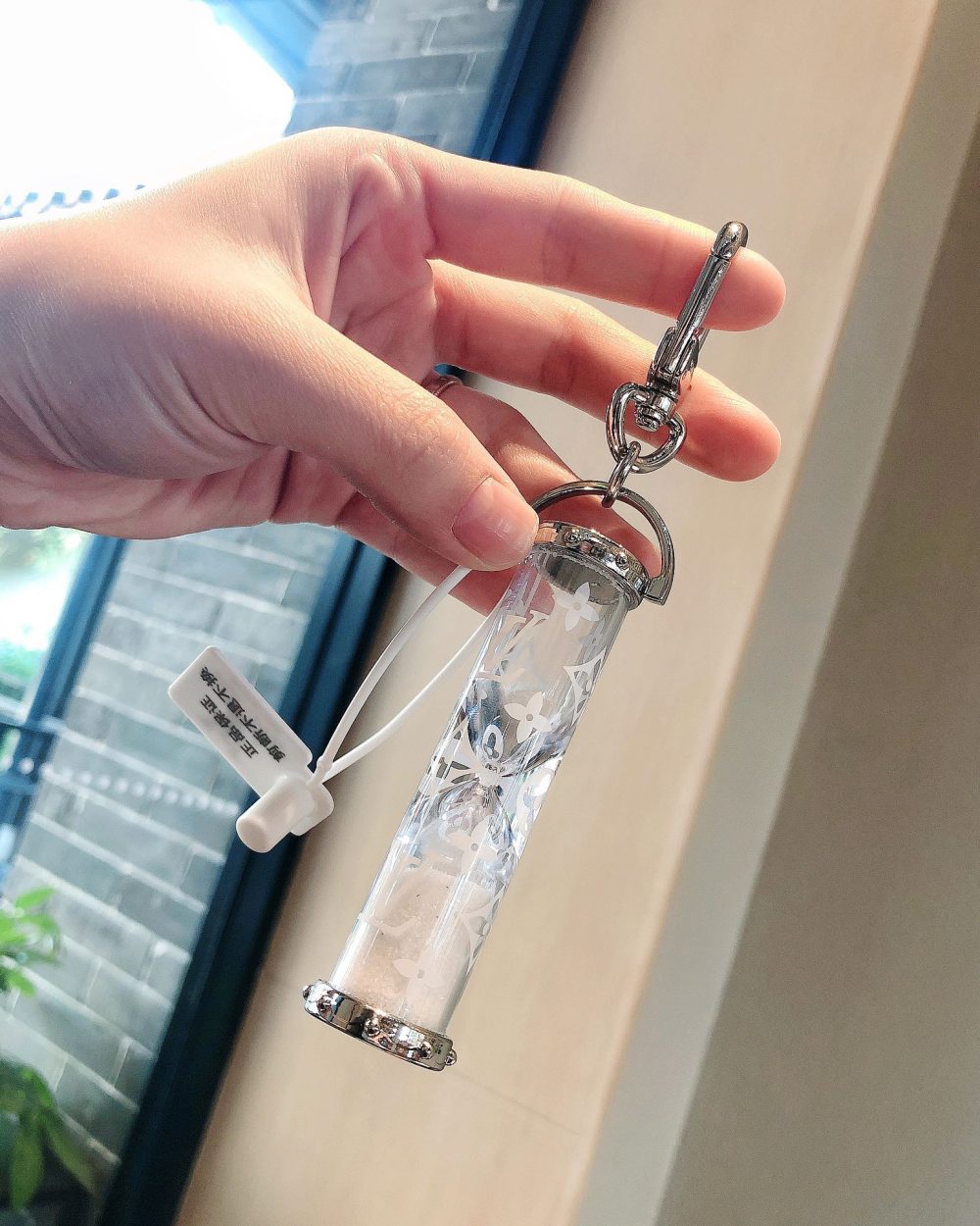 GJ16 – Key holder and bag charm