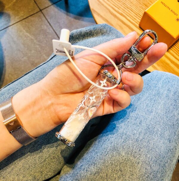 GJ16 – Key holder and bag charm