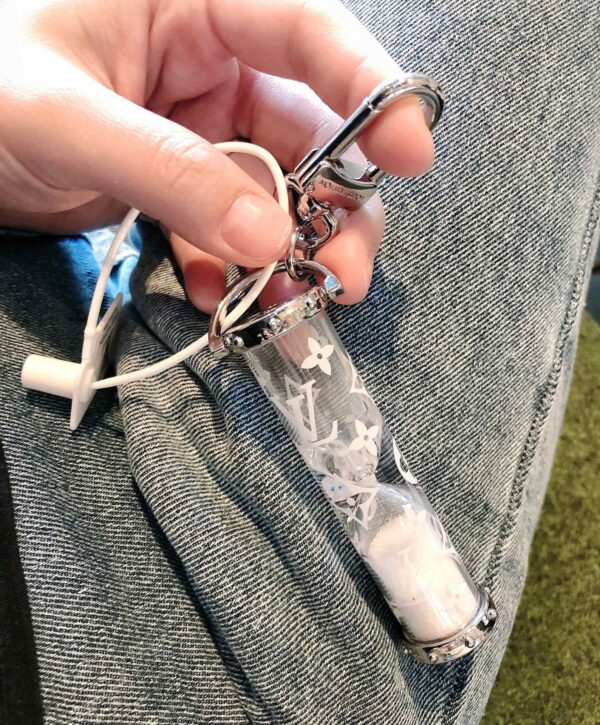 GJ16 – Key holder and bag charm
