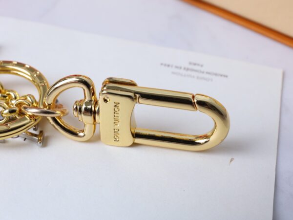 GJ18 – Key holder and bag charm