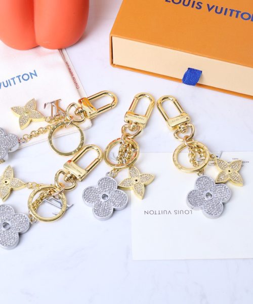 GJ18 – Key holder and bag charm