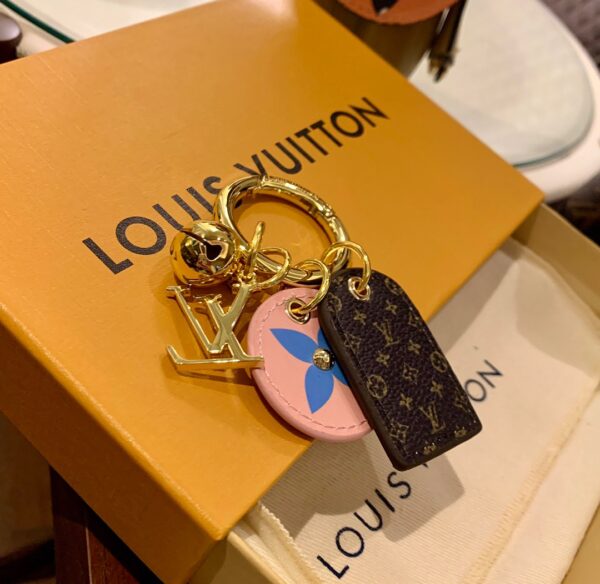 GJ20 – Key holder and bag charm